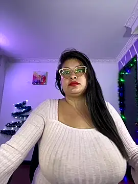 MiiaaJoness's cam snapshot