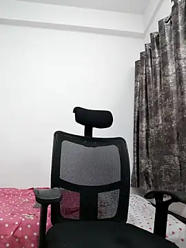 sanaya_baby's cam snapshot