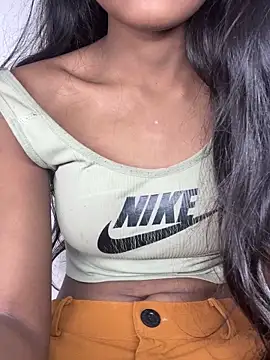 Babydholl768 live sex cam