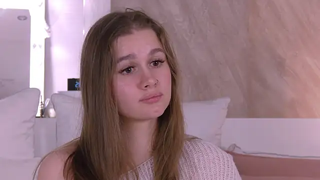 EllieHayes's cam snapshot