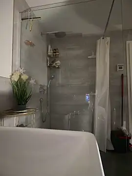 lilly_cherry69's cam snapshot