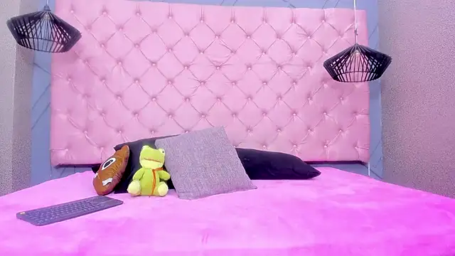 Mia_Horney's cam snapshot