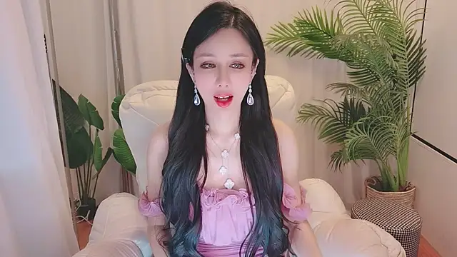 MeettheRainbow's cam snapshot