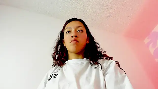 mia_scarlett7's cam snapshot