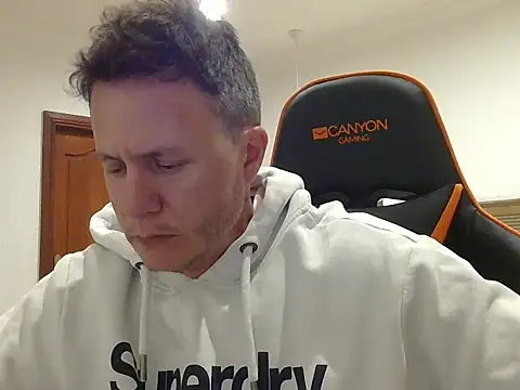 TroyDieselXXX's cam snapshot