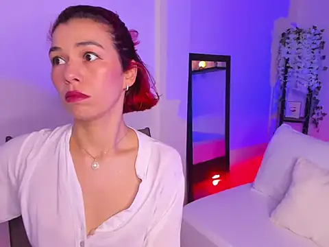 selene_boyer's cam snapshot