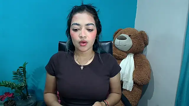 Melissa_Ortega_'s cam snapshot