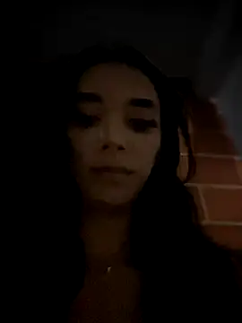 Nikol_Rang__ live sex cam