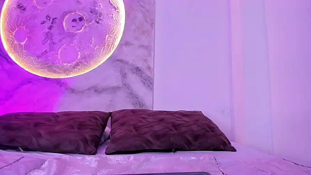 VictoriaSaenz1_'s cam snapshot