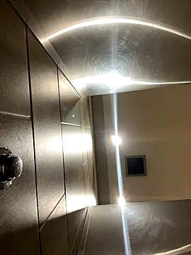 Alyshanon18 live sex cam