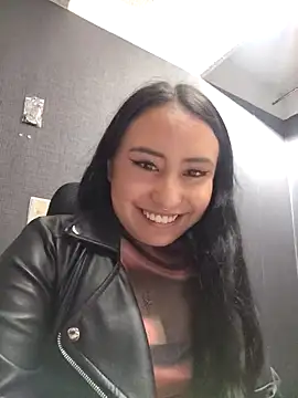 Venuz_Rivers_'s cam snapshot