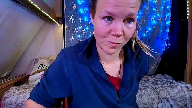 CallMeMaria's cam snapshot