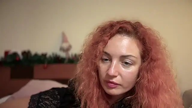 Reddgiirl's cam snapshot