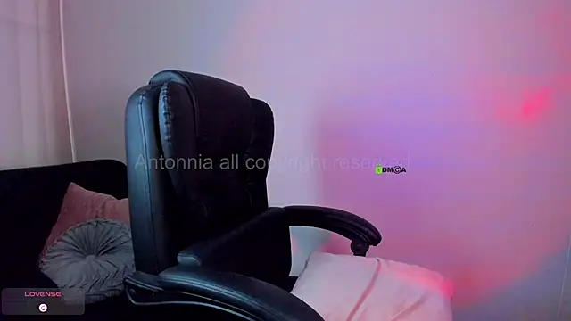 Anttonia_Rose's cam snapshot