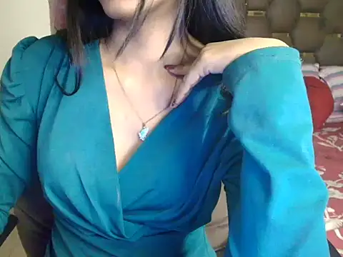 CUTE_princess_143's cam snapshot