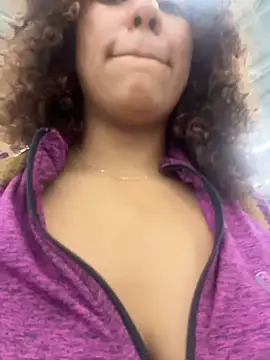 lauraltt's cam snapshot