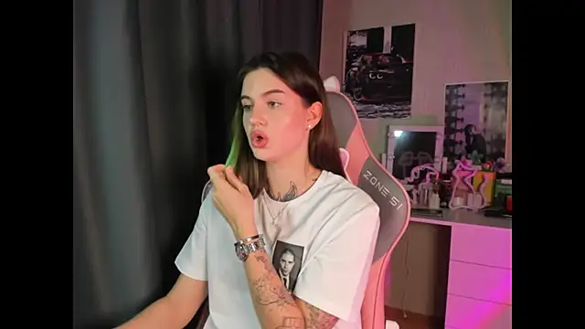 NikkieKitty's cam snapshot