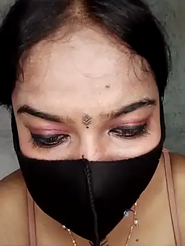 V_HOT_CUTE's cam snapshot