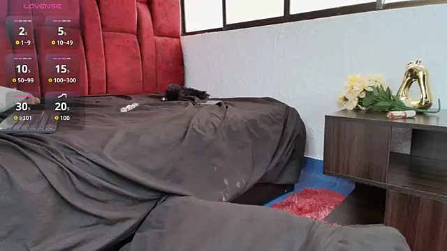 LilithVibe_'s cam snapshot