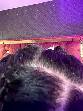 Emma_pinkk18's cam snapshot