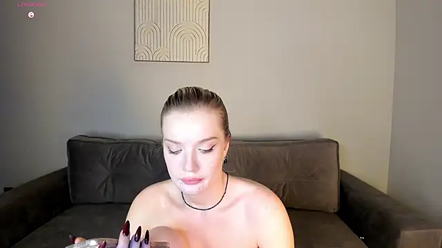 effieelfy's cam snapshot