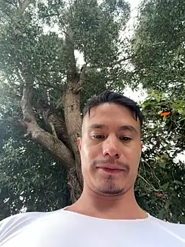 DominickVegas live sex cam