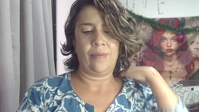 Victoria_meester's cam snapshot