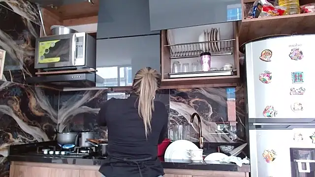 linda-mature43's cam snapshot