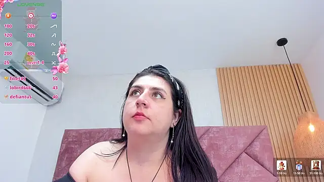 Gabriela_1x's cam snapshot