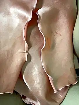 Ly_Chuppy live sex cam