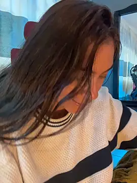 emmily_d's cam snapshot