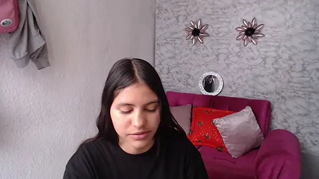 Evagirl69 live sex cam