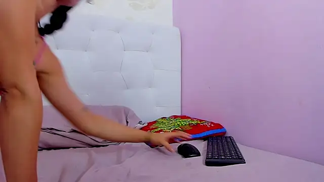 IVONNEPARKER6's cam snapshot