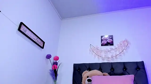 SagiraBelle's cam snapshot