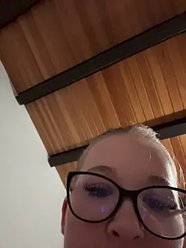 LittleChaosQueen live sex cam