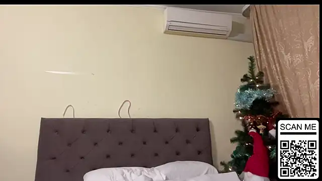 Dreamyblushfairy live sex cam