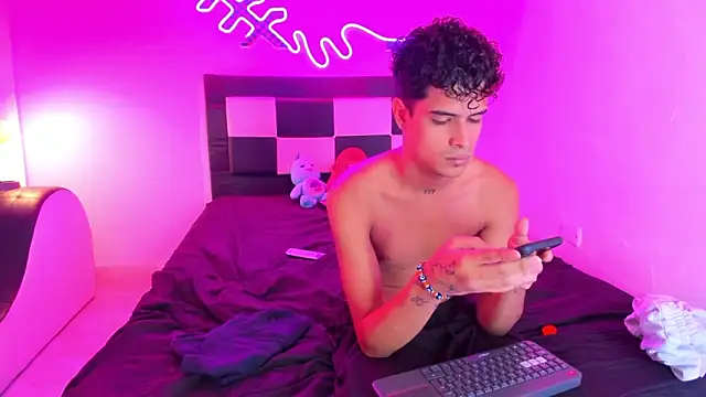 Lucky_boys__X's cam snapshot