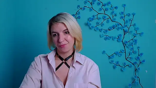 Lana_Foxyy's cam snapshot