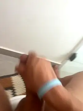 Safadin690 live sex cam