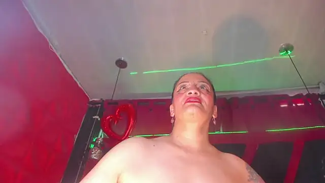 Taylor-hardcore's cam snapshot