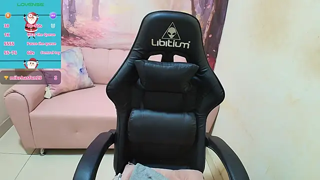 Emma_latinasexy18's cam snapshot