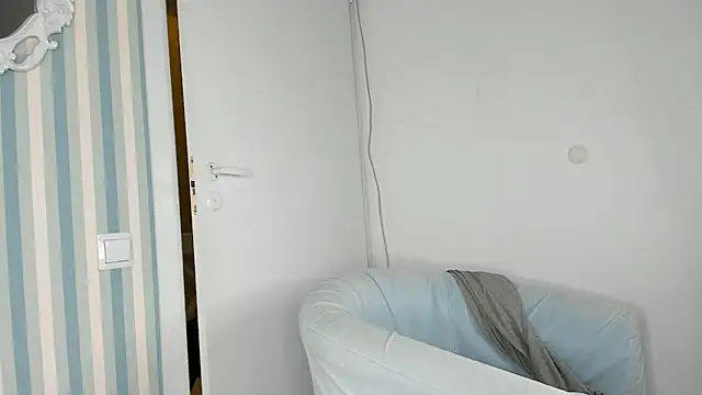 SakuFox's cam snapshot