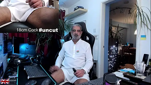 OnlineBossUK live sex cam