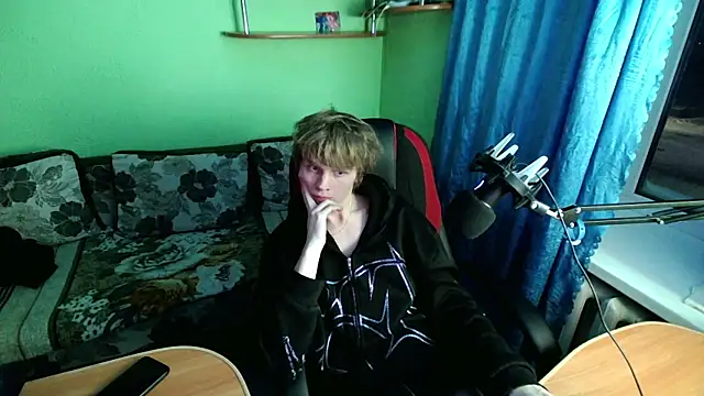 fameboyboo live sex cam