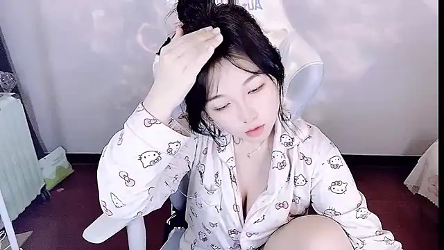 -huahua-'s cam snapshot