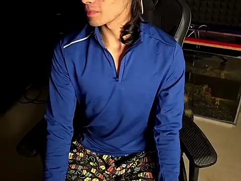 GoldyInRedLights's cam snapshot