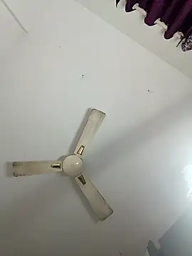 shilpa-singh's cam snapshot