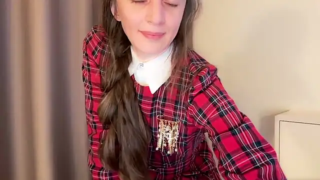 ShySchoolGirl live sex cam