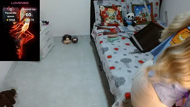 soniafuckboobs's cam snapshot