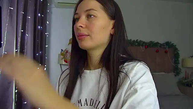 AlexandraBloom's cam snapshot